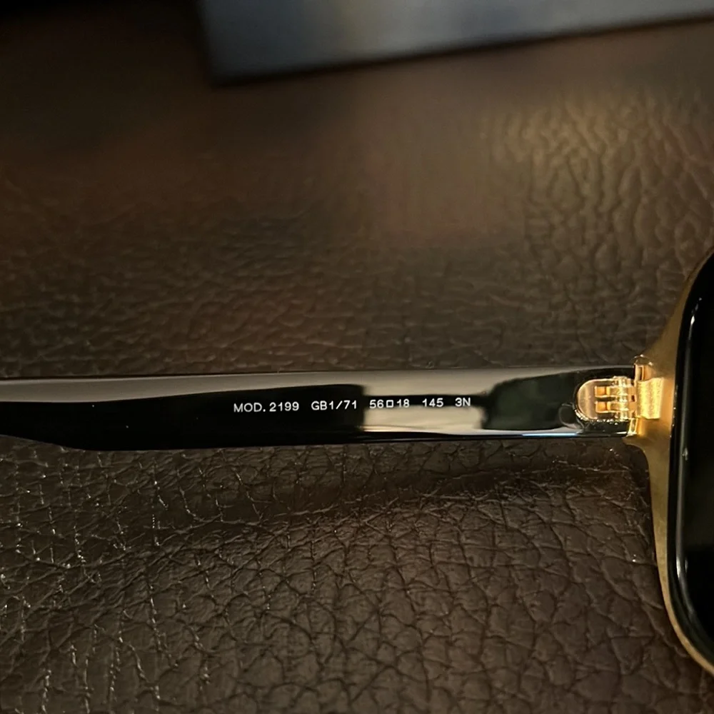 Versace unisex Ve2199 Medusa logo aviator sunglasses NWB - Picture 5 of 8